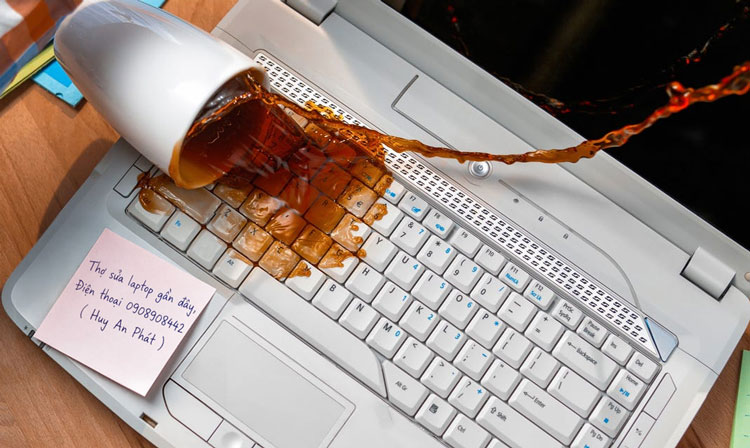 Sửa bàn phím laptop vào nước